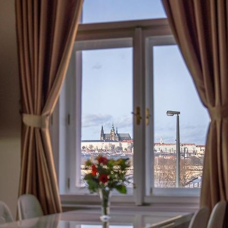 Exclusive Apartment With A View Of Prague Castle And Vltava River Экстерьер фото