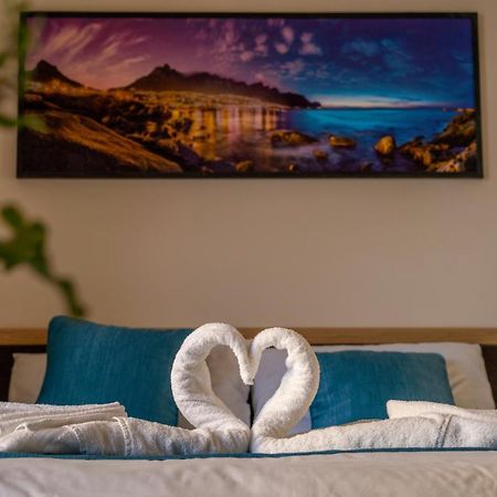 Exclusive Apartment With A View Of Prague Castle And Vltava River Экстерьер фото