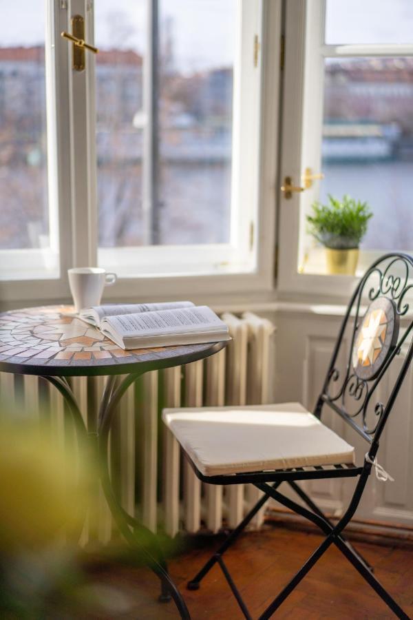Exclusive Apartment With A View Of Prague Castle And Vltava River Экстерьер фото