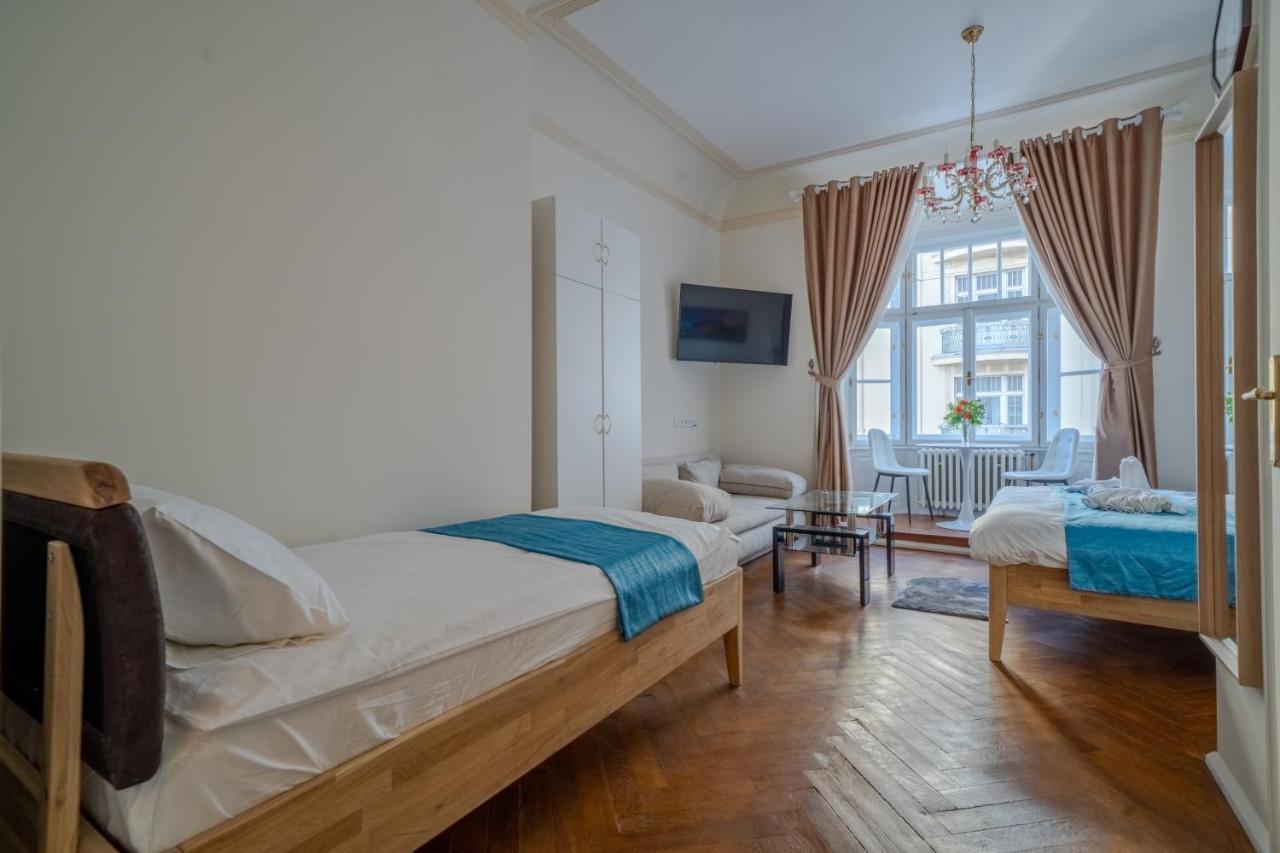 Exclusive Apartment With A View Of Prague Castle And Vltava River Экстерьер фото